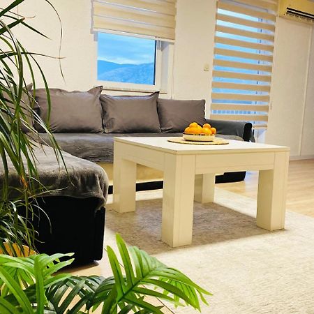 Farah Apartment Mostar Buitenkant foto